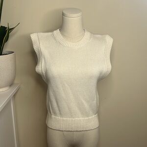 Aritzia WILFRED cream knit Sweater Vest Cream Size Small